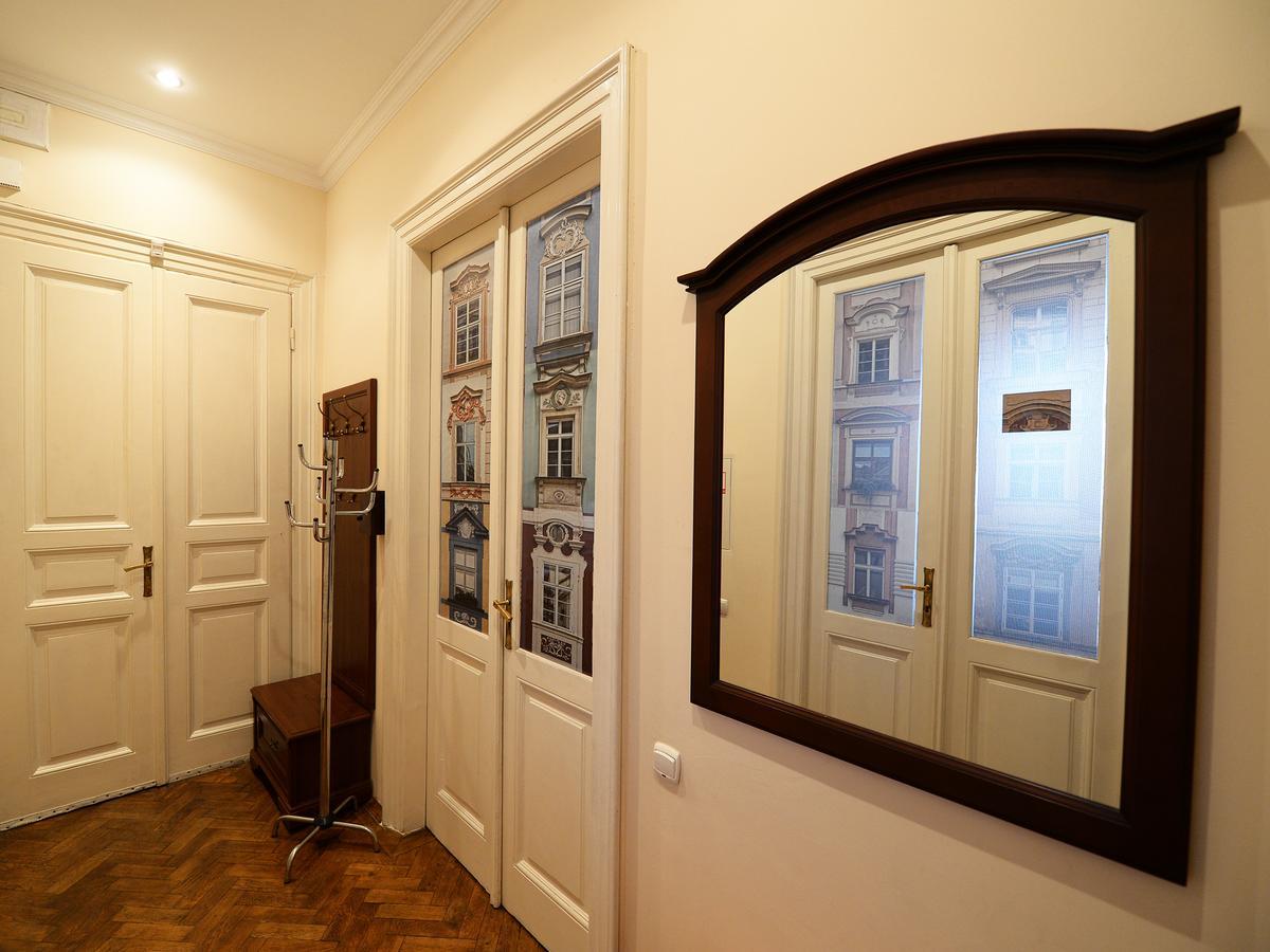 The Historical Family Nest In City Centre Lviv Buitenkant foto
