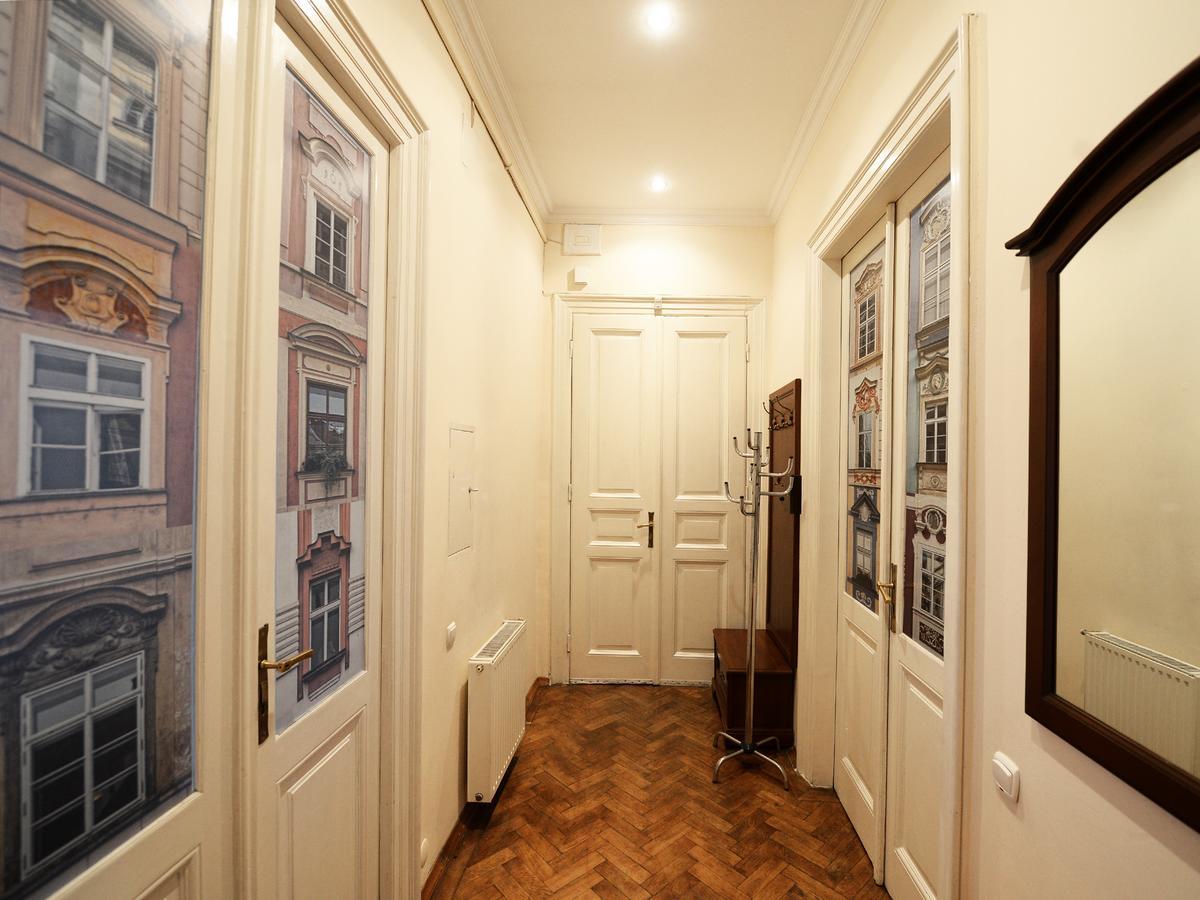 The Historical Family Nest In City Centre Lviv Buitenkant foto