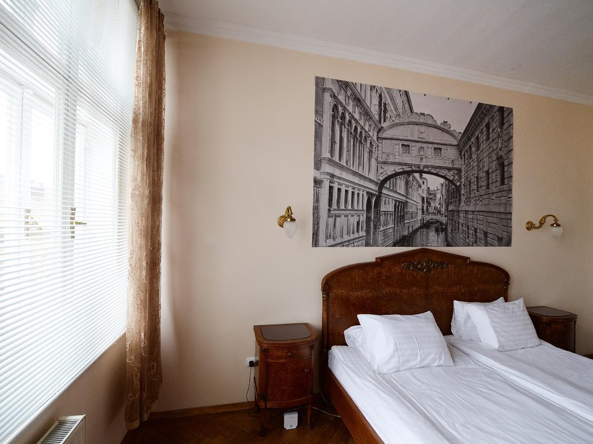 The Historical Family Nest In City Centre Lviv Buitenkant foto