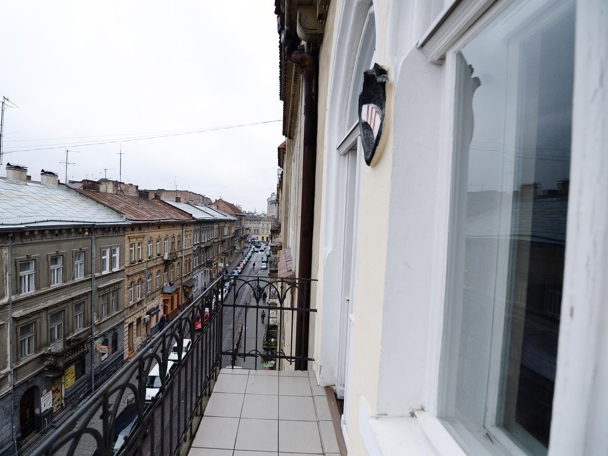 The Historical Family Nest In City Centre Lviv Buitenkant foto